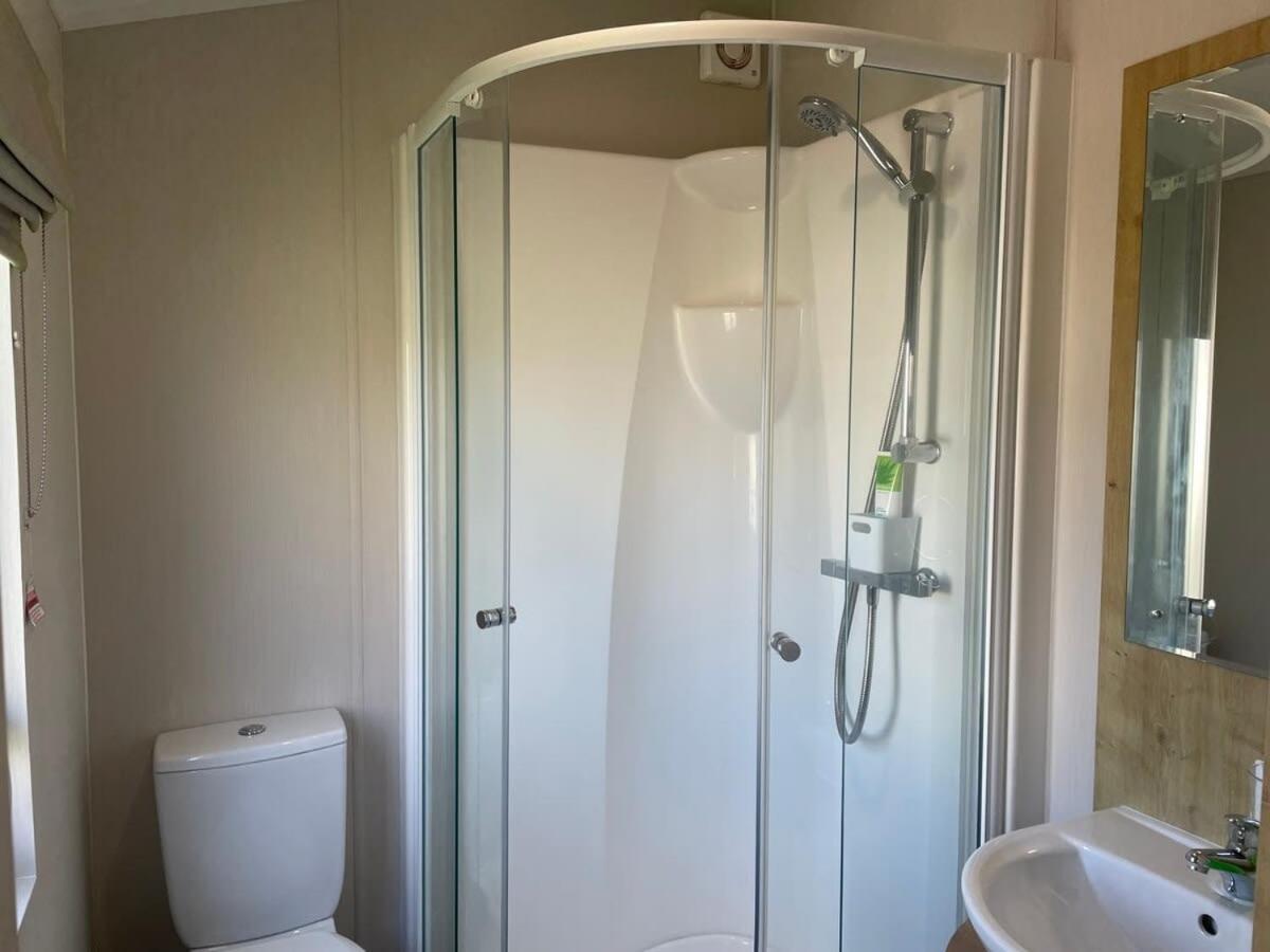 42 Woodland Walk Pevensey Bay Holiday Park Sleeps 6 Экстерьер фото