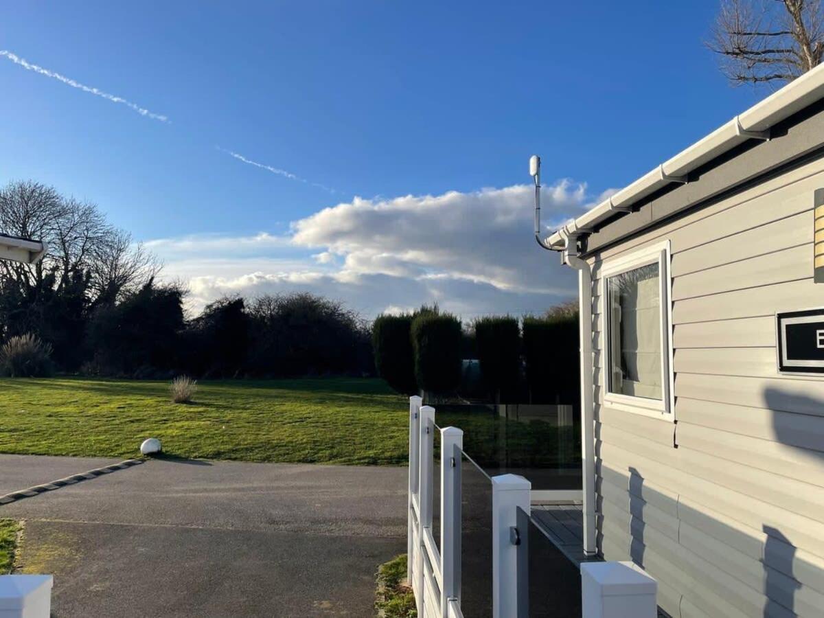 42 Woodland Walk Pevensey Bay Holiday Park Sleeps 6 Экстерьер фото