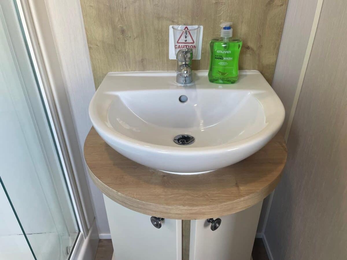 42 Woodland Walk Pevensey Bay Holiday Park Sleeps 6 Экстерьер фото