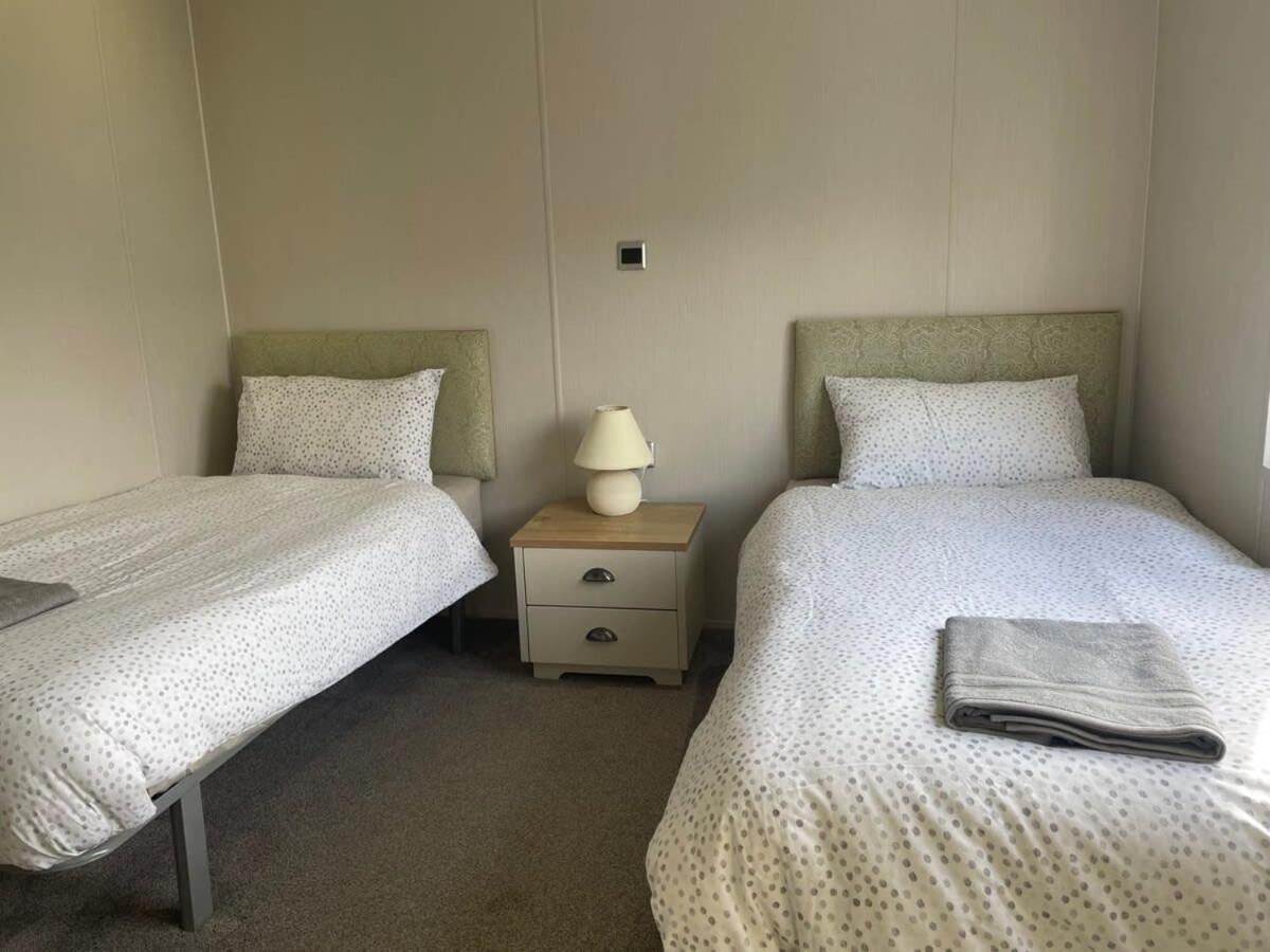 42 Woodland Walk Pevensey Bay Holiday Park Sleeps 6 Экстерьер фото